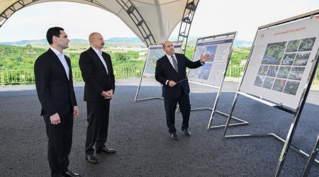 Prezidentlər Füzuli şəhərinin dağıdılmış yerlərinə baxdılar - FOTO