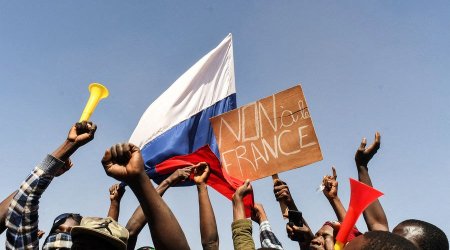 Afrika ölkəsi Fransa ilə diplomatik əlaqələri KƏSDİ