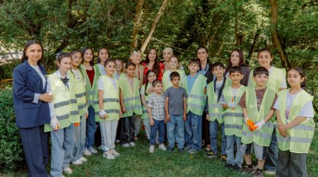 Leyla Əliyeva Qəbələdə uşaqlarla birlikdə ağac əkdi - FOTOLAR