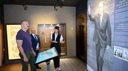 İlham Əliyev &ldquo;Sadıqcanın evi&rdquo;nin bərpadan sonra açılışında &ndash; FOTO