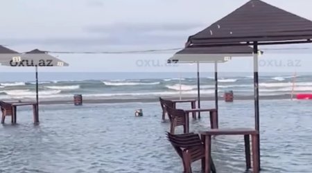 Çimərliklər su altında qaldı: Xəzər dənizinin səviyyəsi qalxdı? - VİDEO