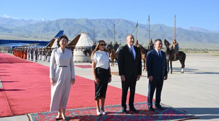 Çolpon-Ata şəhərində Prezident və birinci xanımın şərəfinə dövlət ziyafəti verildi