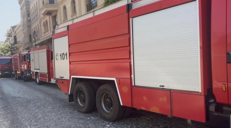 Bakının mərkəzindəki yanğın məhdudlaşdırıldı - FOTO/VİDEO