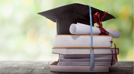 Təhsil krediti var &ndash; Bəs niyə minlərlə tələbə universitetdən uzaqlaşdırılır?