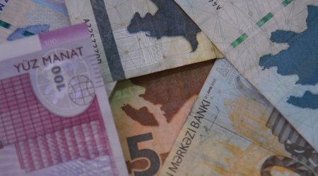 Azərbaycanda kənar pul köçürmələrinin həcmi artıb