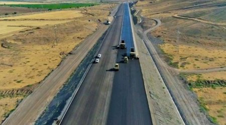 Prezident: Horadiz&ndash;Ağbənd avtomobil yolu demək olar hazırdır