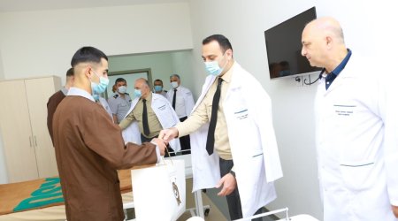 Hərbi Prokurorluğun rəhbər vəzifəli şəxsləri DSX-nin hospitalını və hərbi hissələrini ziyarət etdi &ndash; FOTO