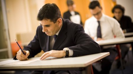 Dövlət qurumlarında işə düzəlmək üçün mütləq DİM-də imtahan vermək lazımdır? - AÇIQLAMA