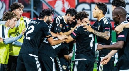 "Qarabağ"dan bir gündə üç TRANSFER