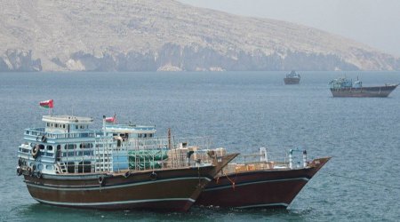 İran Hörmüz boğazından keçidi məhdudlaşdırdı: 30 gəmi saxlanıldı