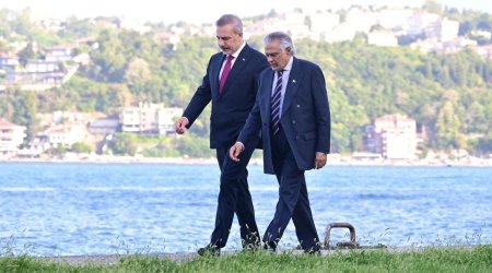 Pakistan və Türkiyə XİN başçıları İstanbulda görüşdülər