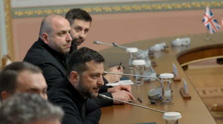 Zelenski Trampın elçilərinə: "Siz bugün paytaxtdakı vətəndaşlarımız üçün "Patriot" sistemlərindən də yaxşı işlədiniz"