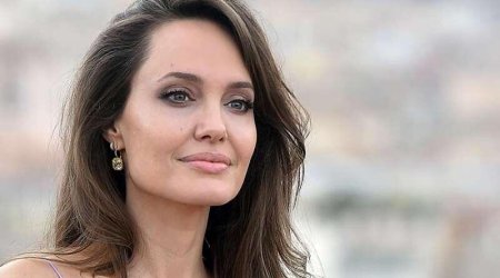 Ancelina Coli Xarkova getdi - FOTO