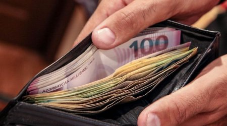 Azərbaycanda orta aylıq nominal əməkhaqqı 1176 manatı KEÇDİ