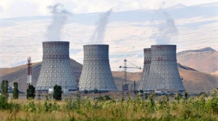 Rusiya Ermənistanda yeni atom stansiyası tikəcək?
