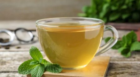 Nanə çayını gecə içmək zərərlidir, yoxsa faydalı?