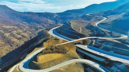 Şərqi Zəngəzurda inşa edilən avtomobil yolu bu tarixdə tamamlanacaq