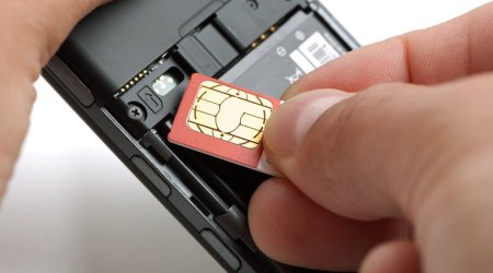 Telefon nömrəniz başqasına satıla bilər - Bank hesabları üçün təhlükə