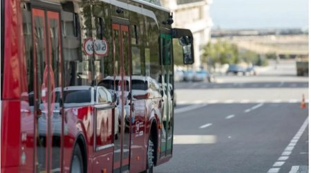 Sərnişinlərin NƏZƏRİNƏ: Bəzi marşrutların dayanacaqları dəyişdirildi - FOTO