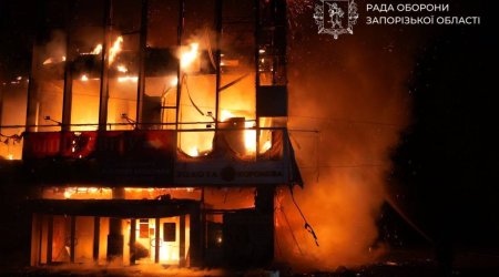 Rusiya ordusu Zaporojyeyə zərbə endirdi: Yaralılar var &ndash; FOTO-VİDEO
