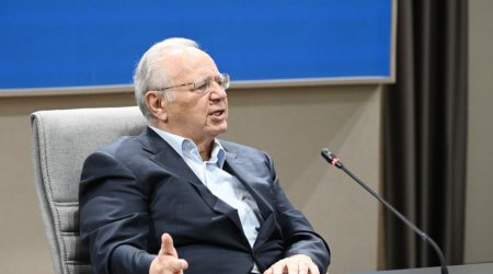 Həsən Həsənov: &ldquo;Tanrıçılığa yaxın olduğu üçün albanların çoxu islamı qəbul etdi&rdquo;