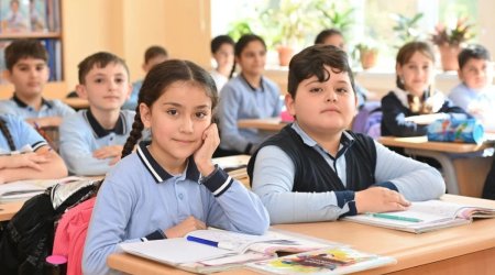 Məktəblərdə geyim ayrı-seçkiliyinin SONU &ndash; Vahid formadan başlayan TƏRBİYƏ FƏLSƏFƏSİ