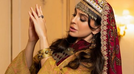 Leyla Əliyeva XIX əsrə aid Azərbaycan geyimində &ndash; FOTO