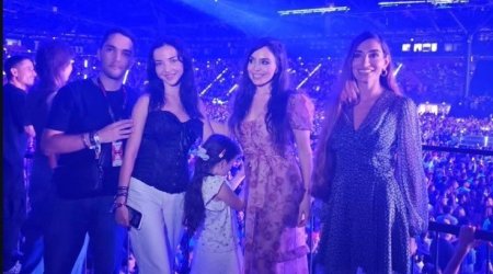 Leyla və Arzu Əliyevalar Ketti Perrinin konsertində - VİDEO