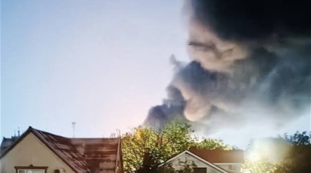 Ukrayna dronları Rusiyanın Krasnodar diyarındakı neft bazasına hücum etdi - VİDEO
