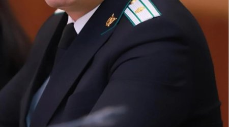 Prokurorluğun bir qrup əməkdaşına ali xüsusi və ali hərbi rütbələr verildi &ndash; ADLAR