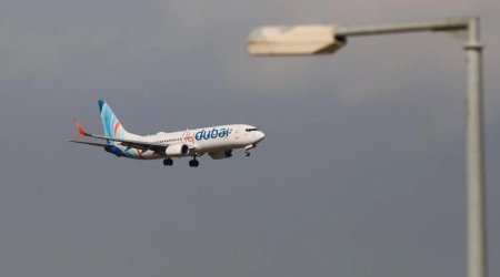 Daha bir "Flydubai" təyyarəsi qəfildən istimaqətini dəyişdi: Nə baş verir?