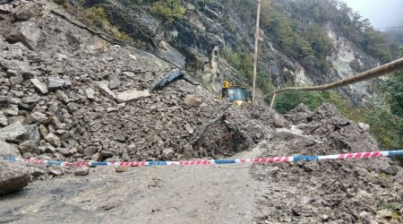 Quba-Xınalıq yolunda yenə torpaq sürüşməsi OLDU - VİDEO