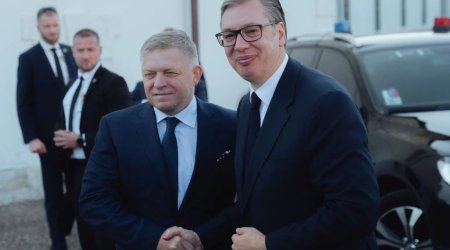 Robert Fitso Vuçiçin baş nazir vəzifəsinə namizədliyini dəstəklədi