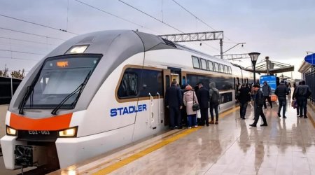 ADY sərnişin daşınmasını 19 % ARTIRIB