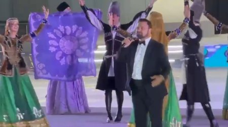 Prezidentlərin iştirak etdiyi konsertdə &ldquo;Azərbaycanım&rdquo; mahnısı və muğam SƏSLƏNDİRİLDİ - VİDEO