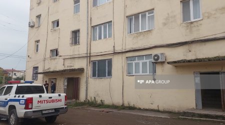 Lənkəranda kişi arvadını və 3 yaşlı oğlunu BIÇAQLADI - FOTO