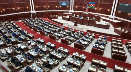 Parlamentin növbəti iclasında 12 məsələ müzakirə ediləcək - SİYAHI