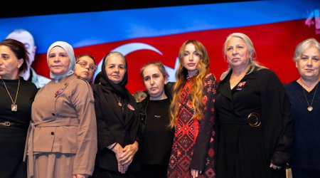 Alena Əliyeva "44" filminin premyerasından paylaşım etdi - FOTO