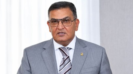 Səmədovun mənimsədiyi pulu oğlu qaytardı - 300 min...