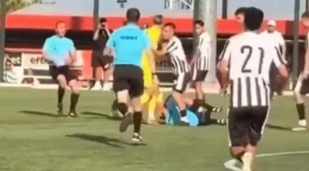 Hakimə hücum etdi, 2 il futboldan uzaqlaşdırıldı - VİDEO