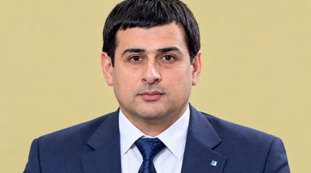 &ldquo;Emin Axundov iş adamıdır, gəlməyə bilər&rdquo; dedi - Hakim etiraz etdi