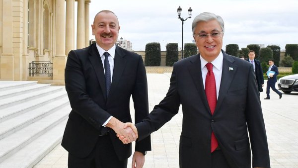 İlham Əliyevdən Tokayevə: “Qazaxıstanın uğurlarına sevinirik” İlham Əliyevdən Tokayevə: “Qazaxıstanın uğurlarına sevinirik”
