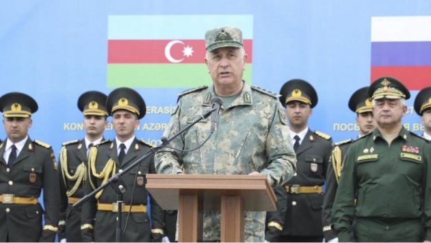 General-polkovnik Kərim Vəliyev Qarabağdan çıxarılan sülhməramlı kontingentə uğurlar arzuladı