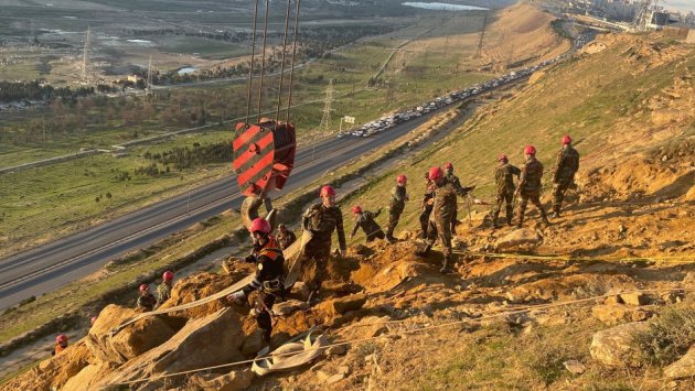 Badamdarda uçqun təhlükəsi aradan qaldırıldı - FOTO/VİDEO