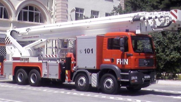 Bakıda hotel binasında YANĞIN oldu