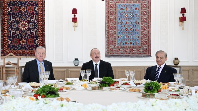 Azərbaycan, Türkiyə və Pakistan liderləri birgə nahar edib - FOTO