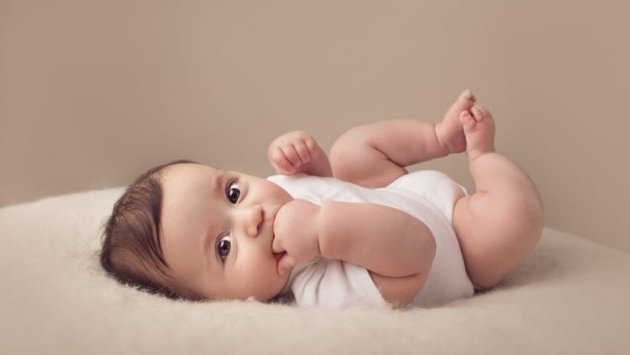 Noyabrda uşaqlara ən çox qoyulan ADLAR