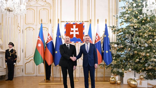 Prezident Slovakiya səfərindən paylaşım edib - VİDEO