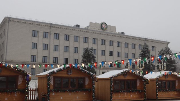 Xankəndinə bu ilin ilk qar yağdı - FOTO