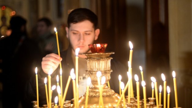 Pravoslavlar Milad bayramını qeyd edirlər - VİDEO